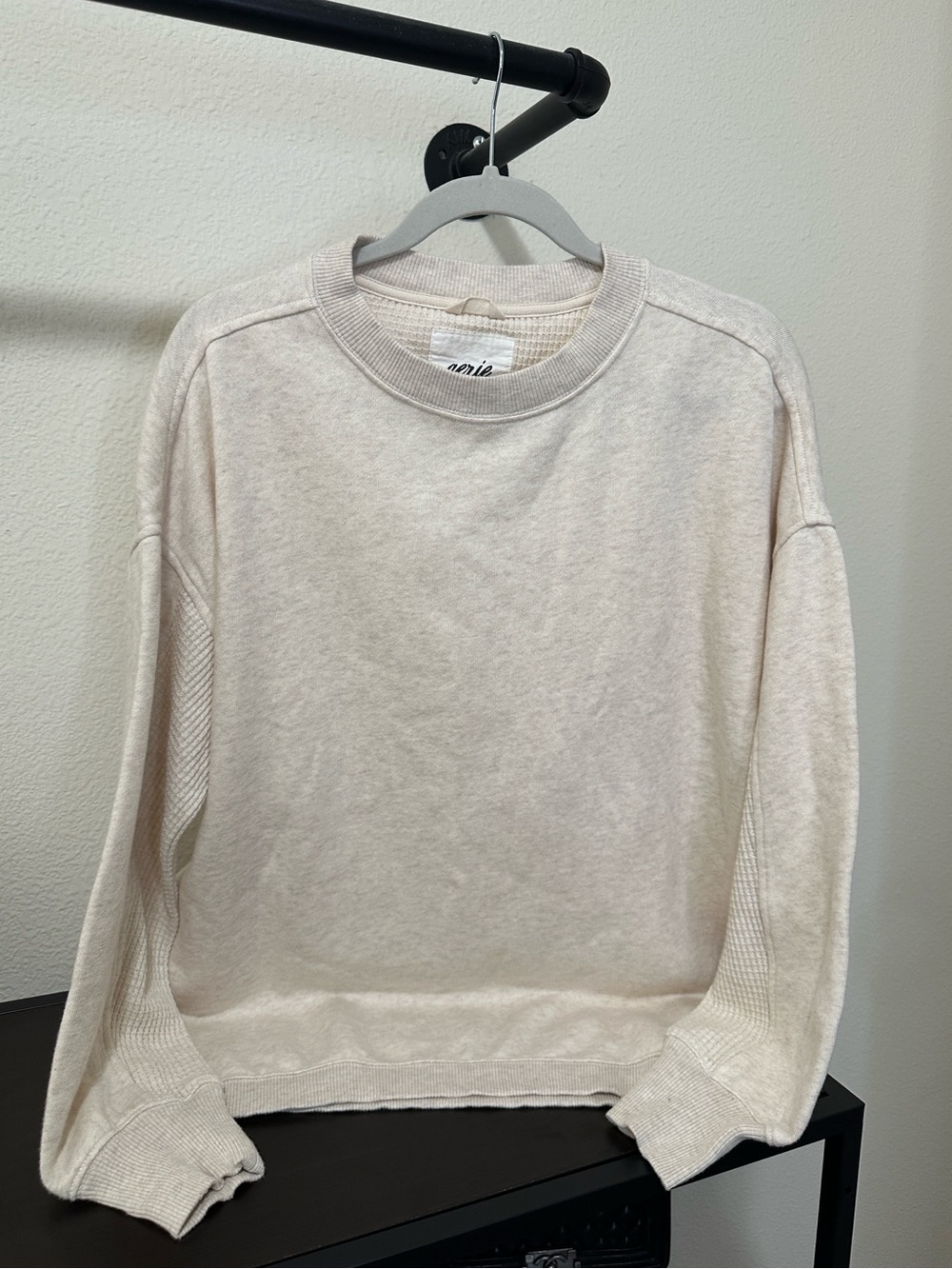 aerie Crewneck Sweatshirt in Light Cream